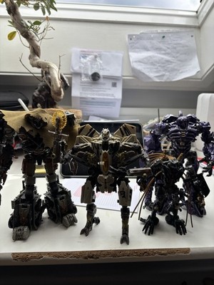 Transformers Megatron Crancase Starscream Schokwave