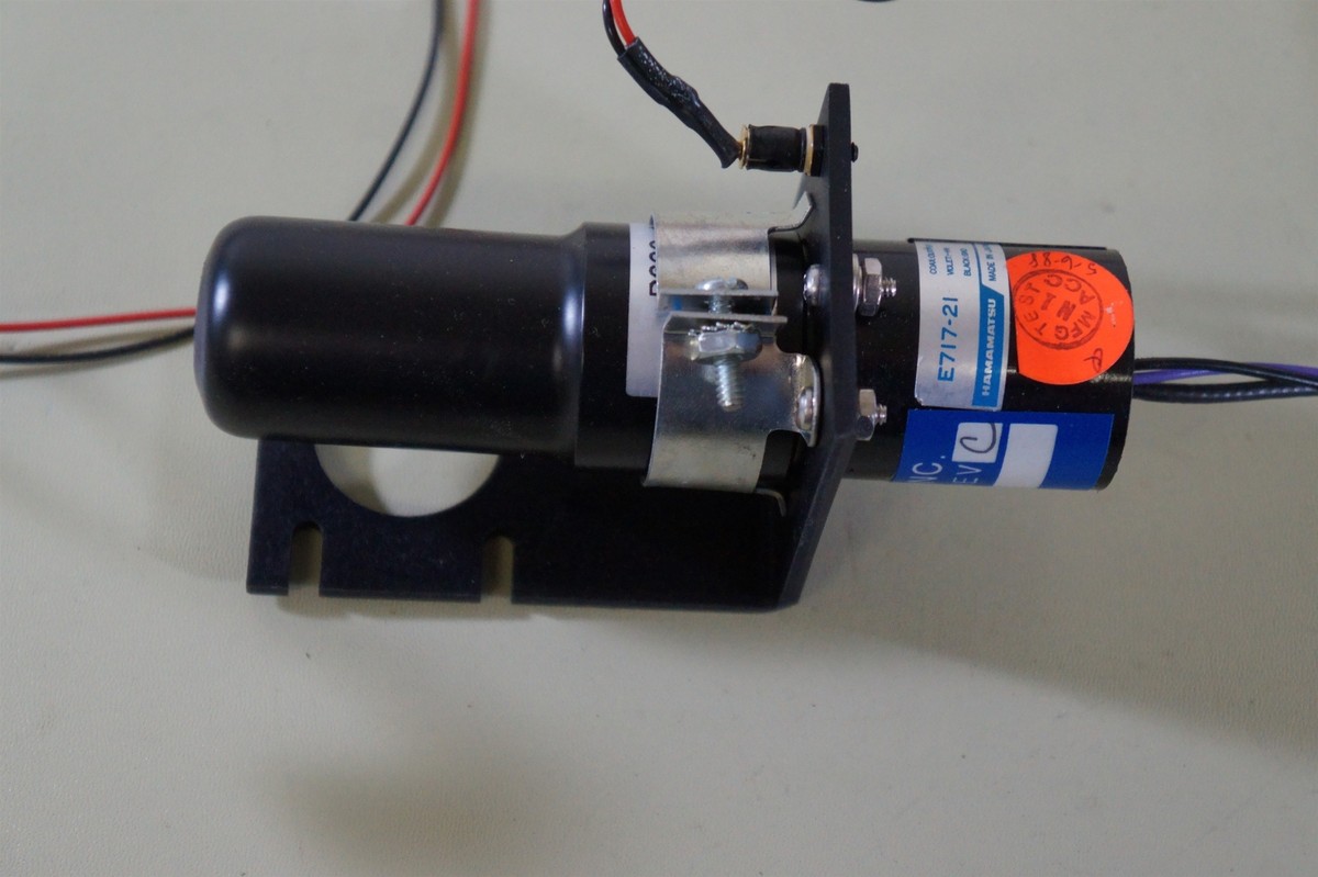 INSULATOR LITHIUM インシュレーター Salisbury Silicone Insulator 27kV Dead End Suspension Tongue