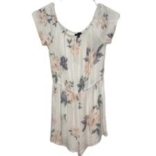 Kendall & Kylie Women's Floral Short Sleeve Romper Jumpsuit Shorts White Small