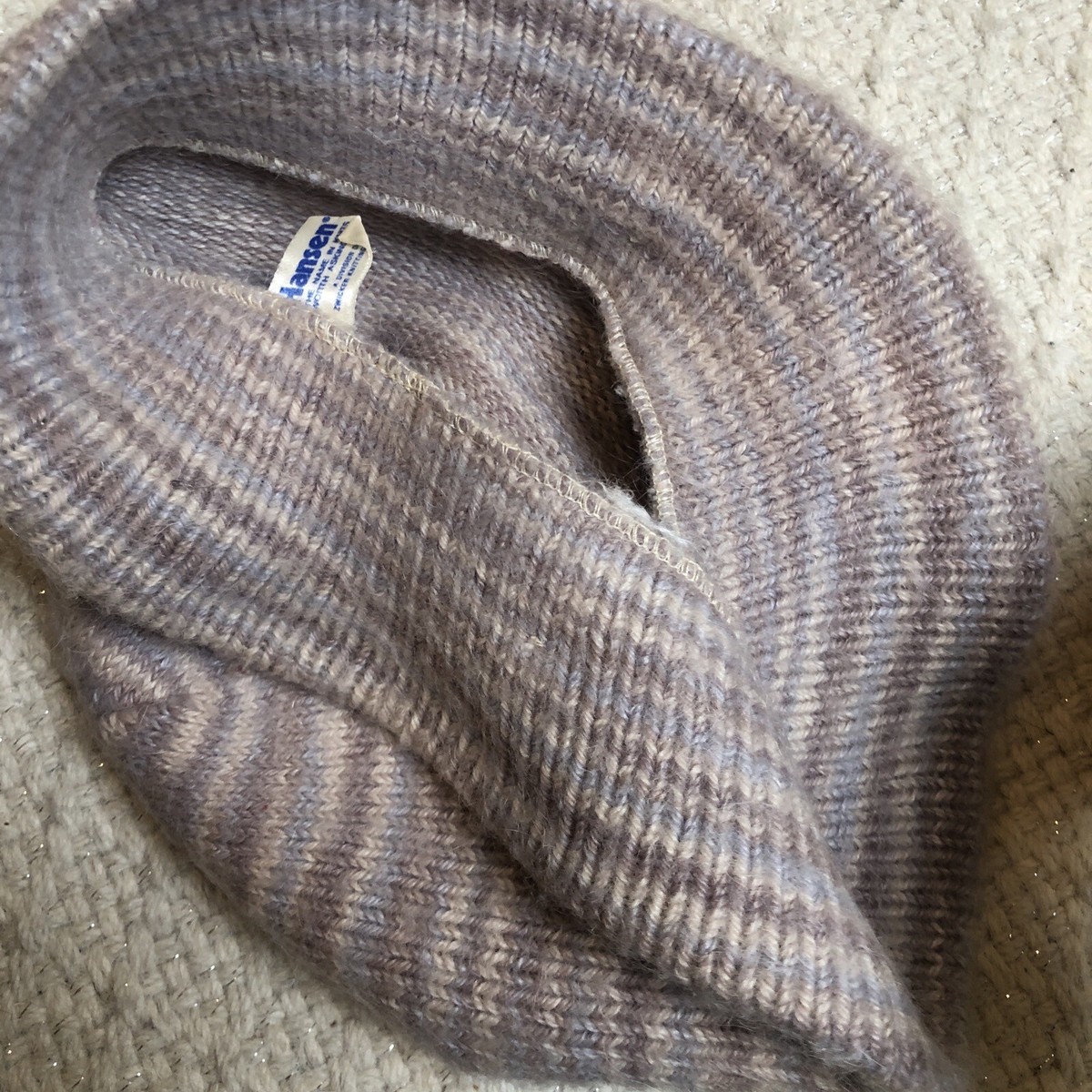 Vintage Hansen 100% Wool Beanie Vintage Hansen Knit Winter Womens Beanie Wool Hat one size  main image 3