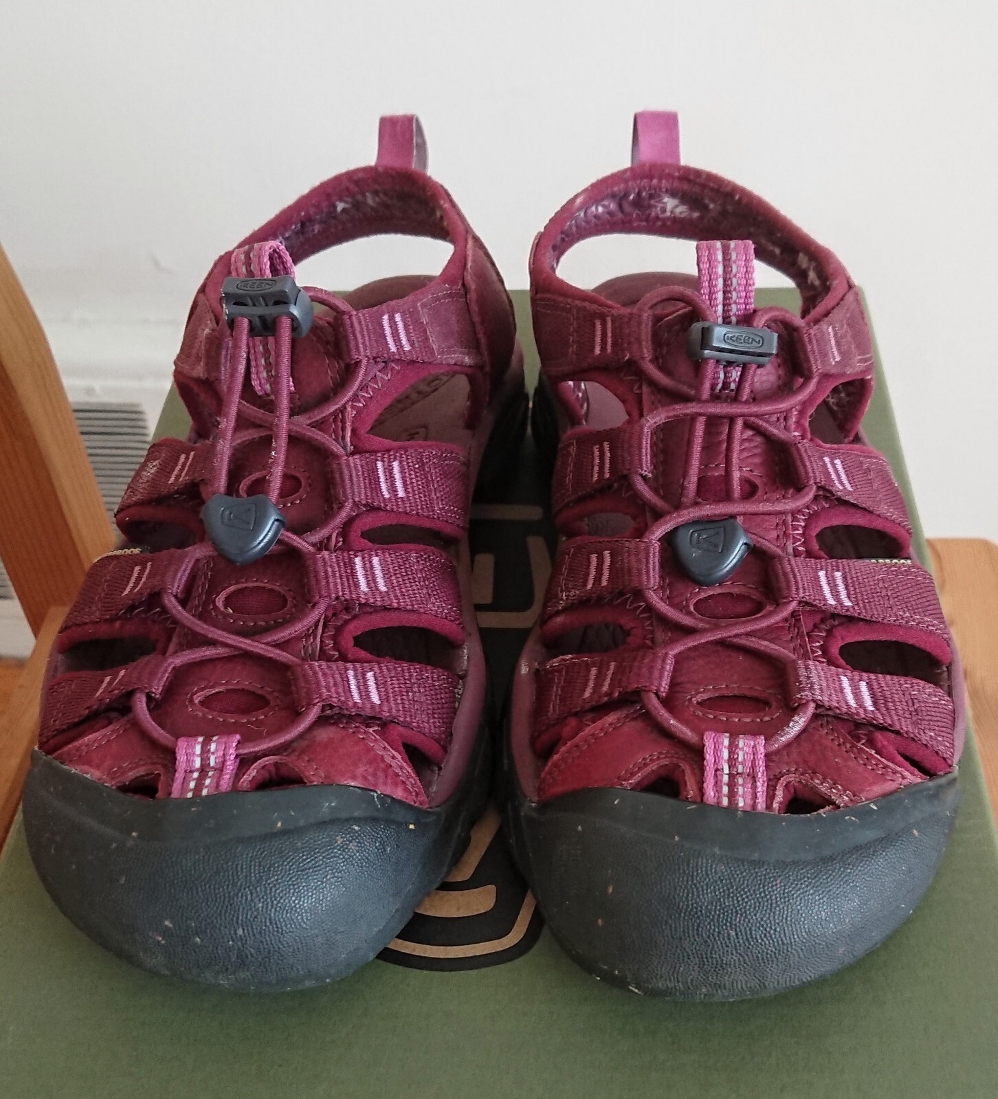 Sandali Keen Newport H2 EVO taglia 7 5 Borgogna EU 38 UK 5