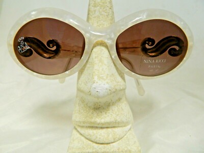 Authentic Nina Ricci Sunglasses Nina Ricci Lunettes Paris sunglasses NR 3012 59-15 1872  main image 4