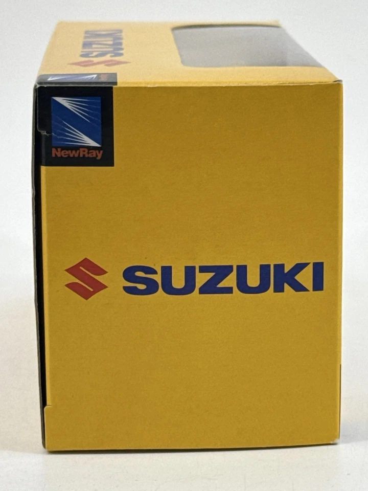 NewRay Suzuki GSX-R600 1:18 Diecast Model Toy Yellow - Image 3 of 4