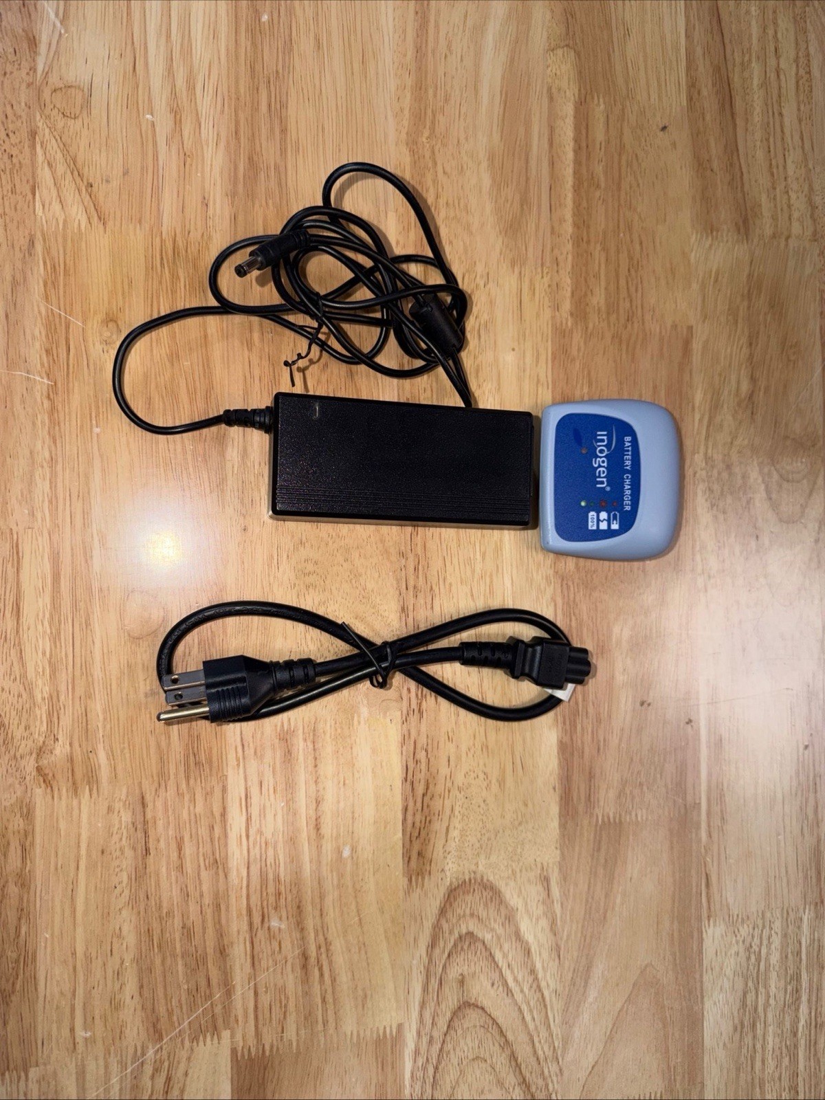 Inogen BA-403 External Battery Charger And Power Adapter