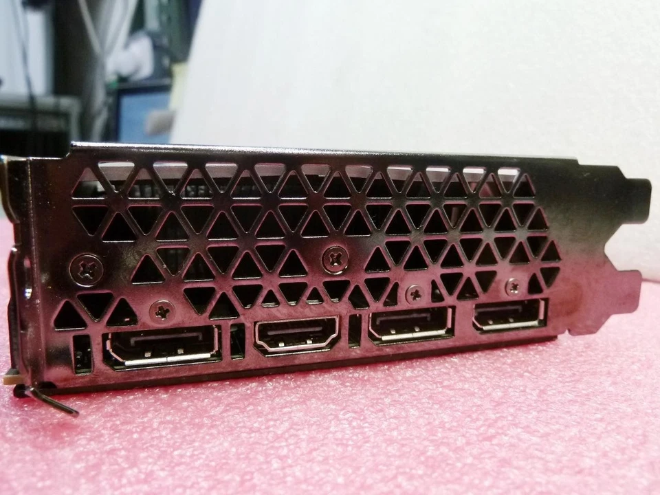 NVIDIA GeForce GTX 1080 Ti FE 11GB GDDR5X Gaming Graphics Card Founders Edition - Image 4 of 4