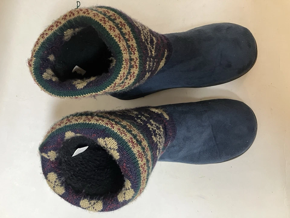 MUK LUKS Women's Medium 7-8 Knit Slipper Booties Blue Faux Fur Trim - Image 3 of 4