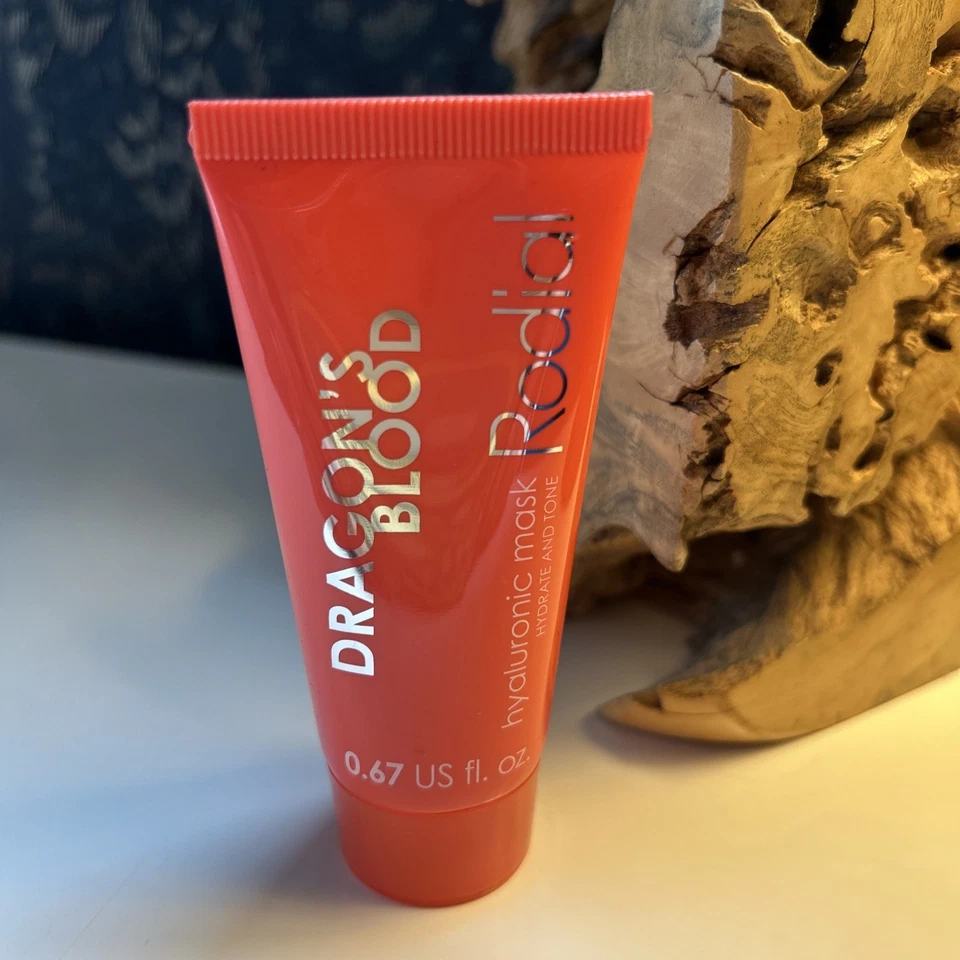 Rodial - Dragon's Blood Hyaluronic Mask Anti-Aging Hydrate & Tone 20ml RRP £34 - Image 2 of 4
