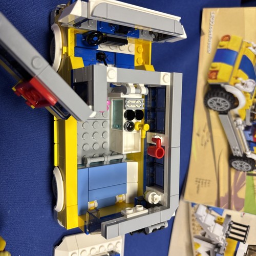LEGO CREATOR 3 In 1 (31079) “Sunshine Surfer Van” 100% Complete! - Picture 5 of 6