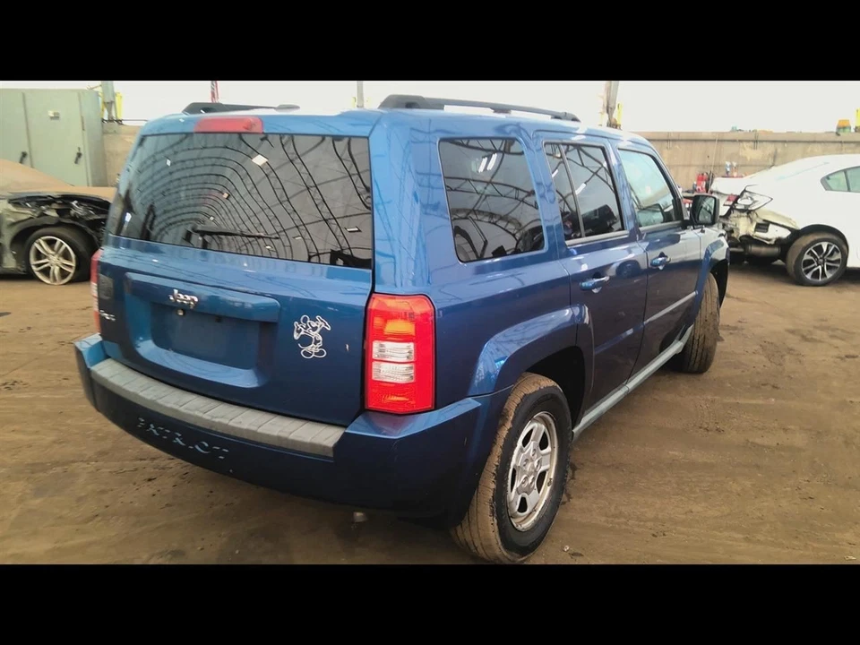 Condensador CA compatível com 08-14 AVENGER 6811066 - Imagem 2 de 4