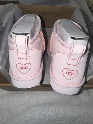 Uggs Classic Ultra Mini Love 26 Women's Size 7 Pink Boots New In Box Valentines