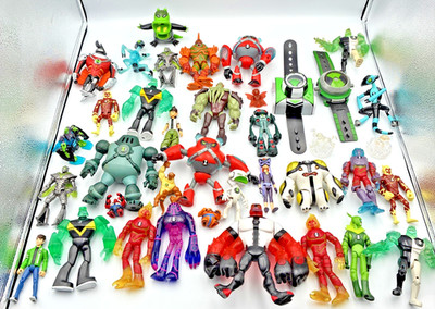 Ben 10 Action Figure Lot Bundle Alien Force Omniverse Bandai Omnitrix 38 Pieces