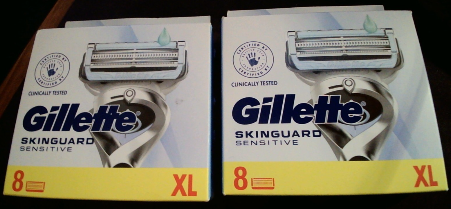 2x Gillette Skinguard Sensitive Razor Blades/Refill Cartridges.8 pack. 16 carts.