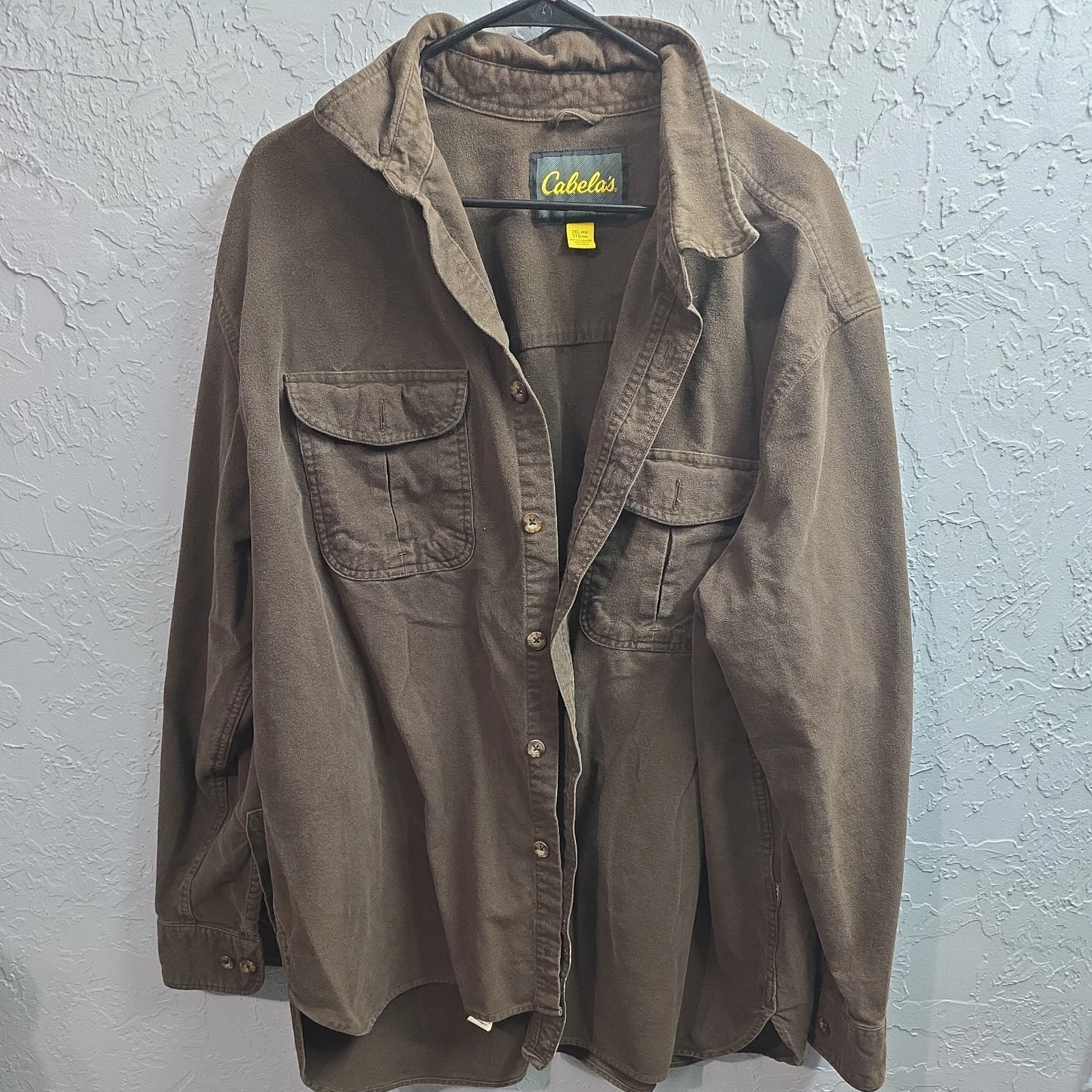 Cabela’s Men’s Flannel Shirt Brown Workwear Size 2XL Reg Pockets Shacket EUC