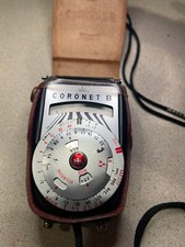 Walz Coronet B Light Meter with Leather Cases