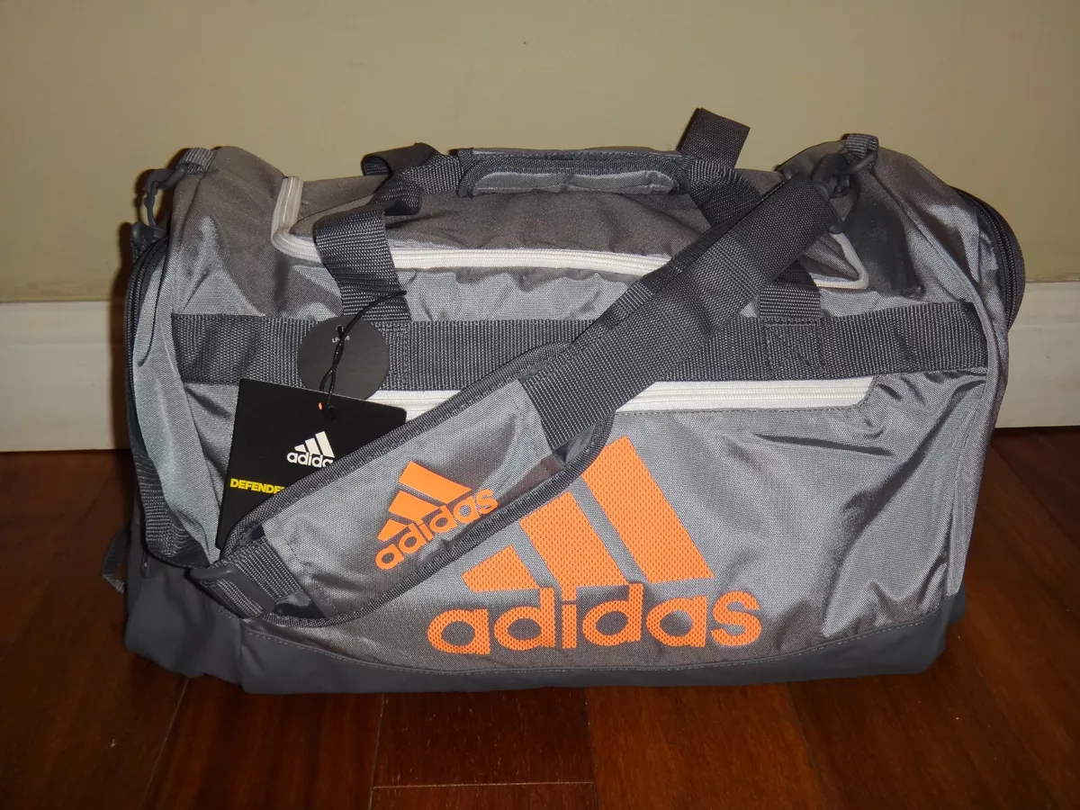 Adidas Defender IV Medium Duffel Bag