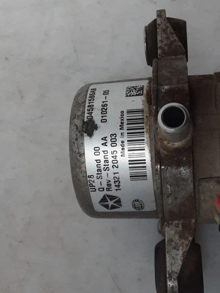 Bomba de aire delantera de vacío Jeep JK Wrangler OEM 2012 2013 2014 2015 2016 2017 0 83270 Foto 3 de 4