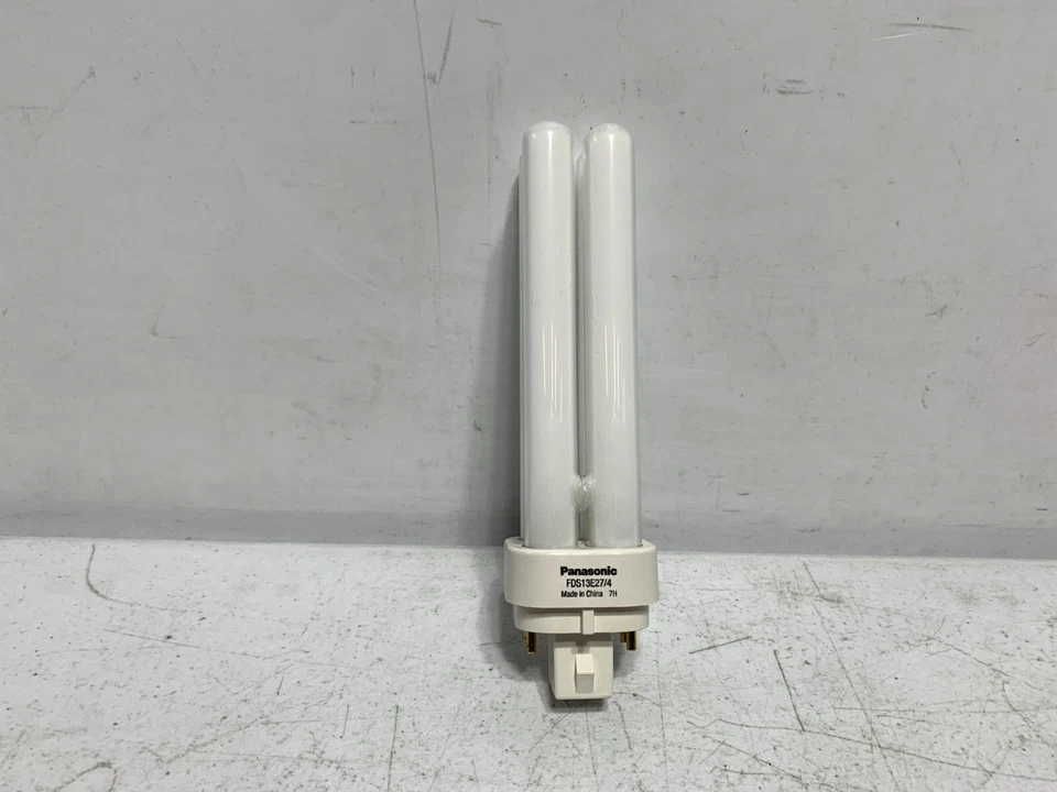 Panasonic FDS13E27/4 Compact Quad Tube Lamp 13 Watt (lot of 3) - Image 3 of 4