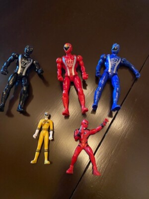Power Ranger lot of 5. 2008 Red Eagle, Blue Lion , Wolf Ranger, Nunchuck, Taylor