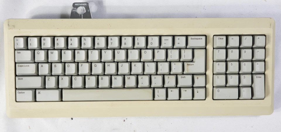 Apple Keyboard Macintosh 128k 512k Mac Plus RARE Vintage M0110A Platinum Gray - Image 4 of 4