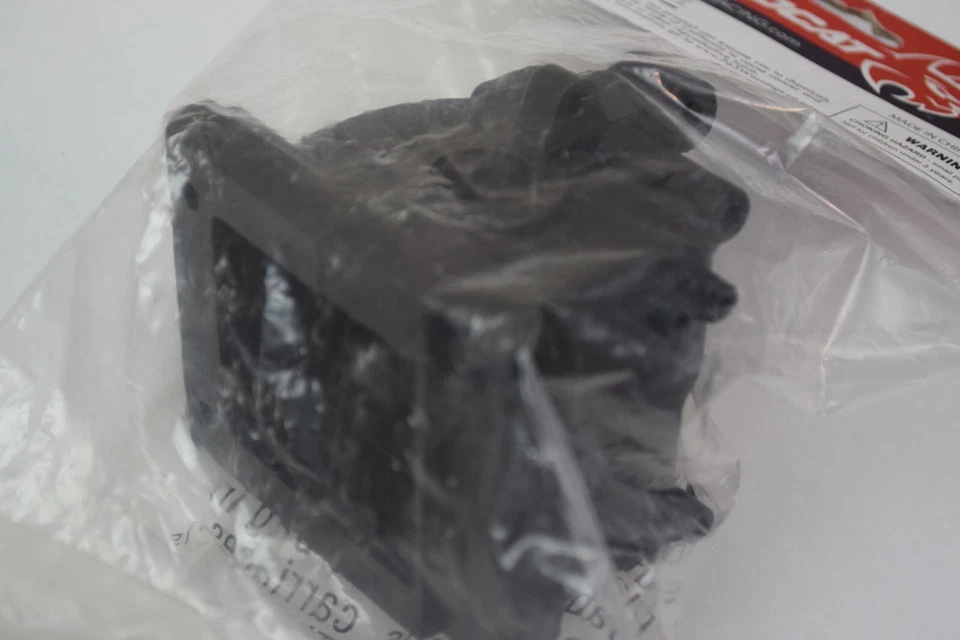 Redcat Racing Genuine Replacement Part # 07108 - Gear Box Housing - New - Image 4 of 4