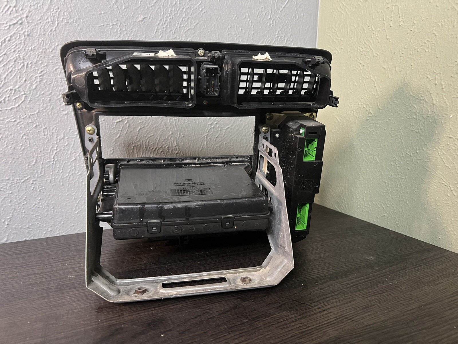 Picture 5 of 8