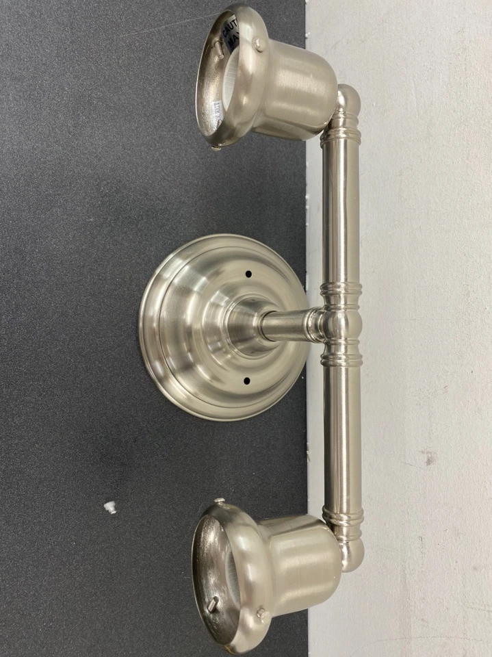 Seagull Sussex 10-1/4 дюйма 2-ламповый кронштейн матовый никель - 100 Вт - Изображение 3 из 4