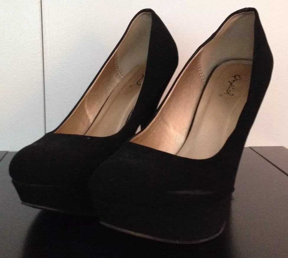 Buy COLLAR IN BLACK HEELS for Women Online in India