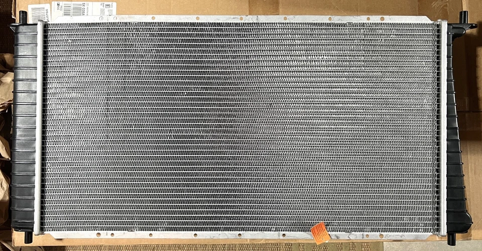 OSC 2136 Radiator For Select 97-04 Ford Lincoln Models - Image 4 of 4