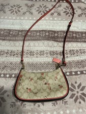 COACH Teri Torba na ramię/Crossbody Signature Serca i gwiazdy CJ644 outlet