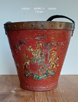Georgisches Leder Wappen Feuereimer Wappen genietet handbemalt