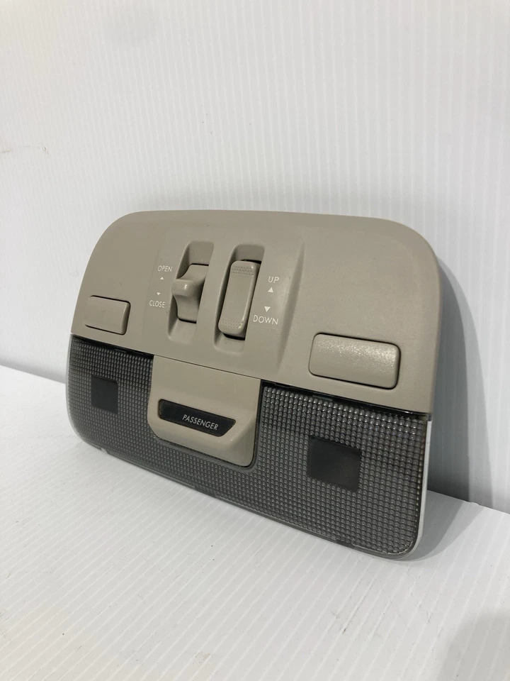 2005 - 2009 Subaru Legacy GT Overhead Console Dome Light Interior Map Lamp OEM - Image 4 of 4