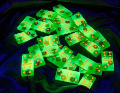 Glow In the Dark Citrus Theme Double 6 Dominos Set 