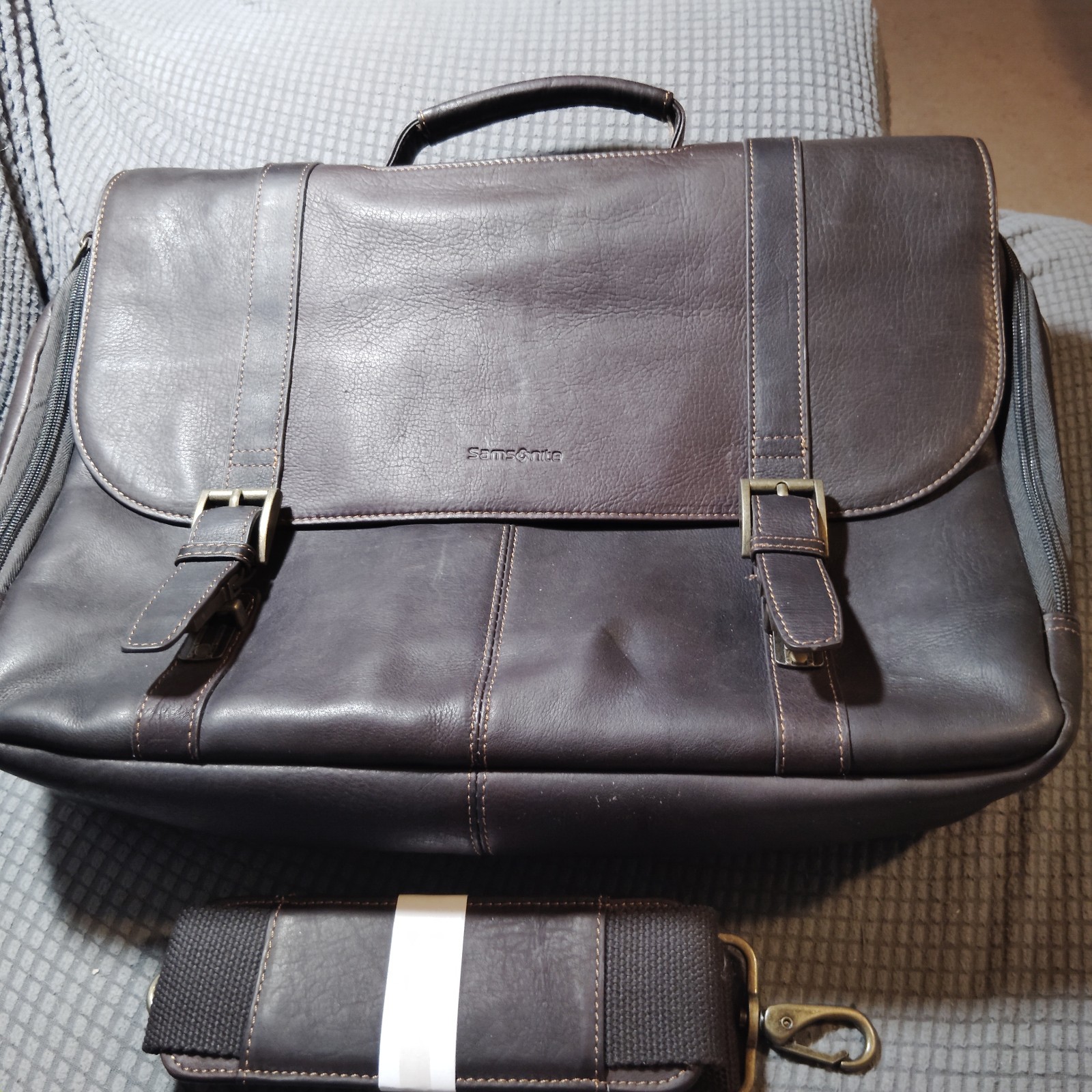 Samsonite Brown Leather Messenger Bag Laptop Briefcase Vintage
