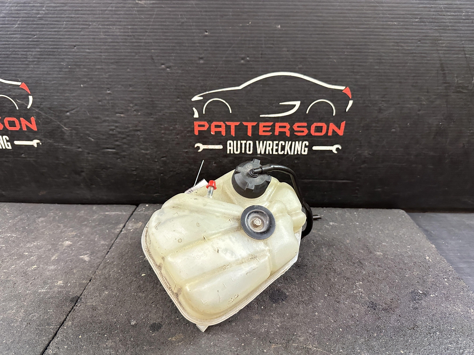 02-06 MASERATI SPYDER RADIATOR COOLANT OVER FLOW BOTTLE RESERVIOR