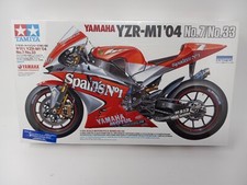 Yamaha YZR-M1 '04 No 7/No 33 - Tamiya 14100 | kingshobby.com