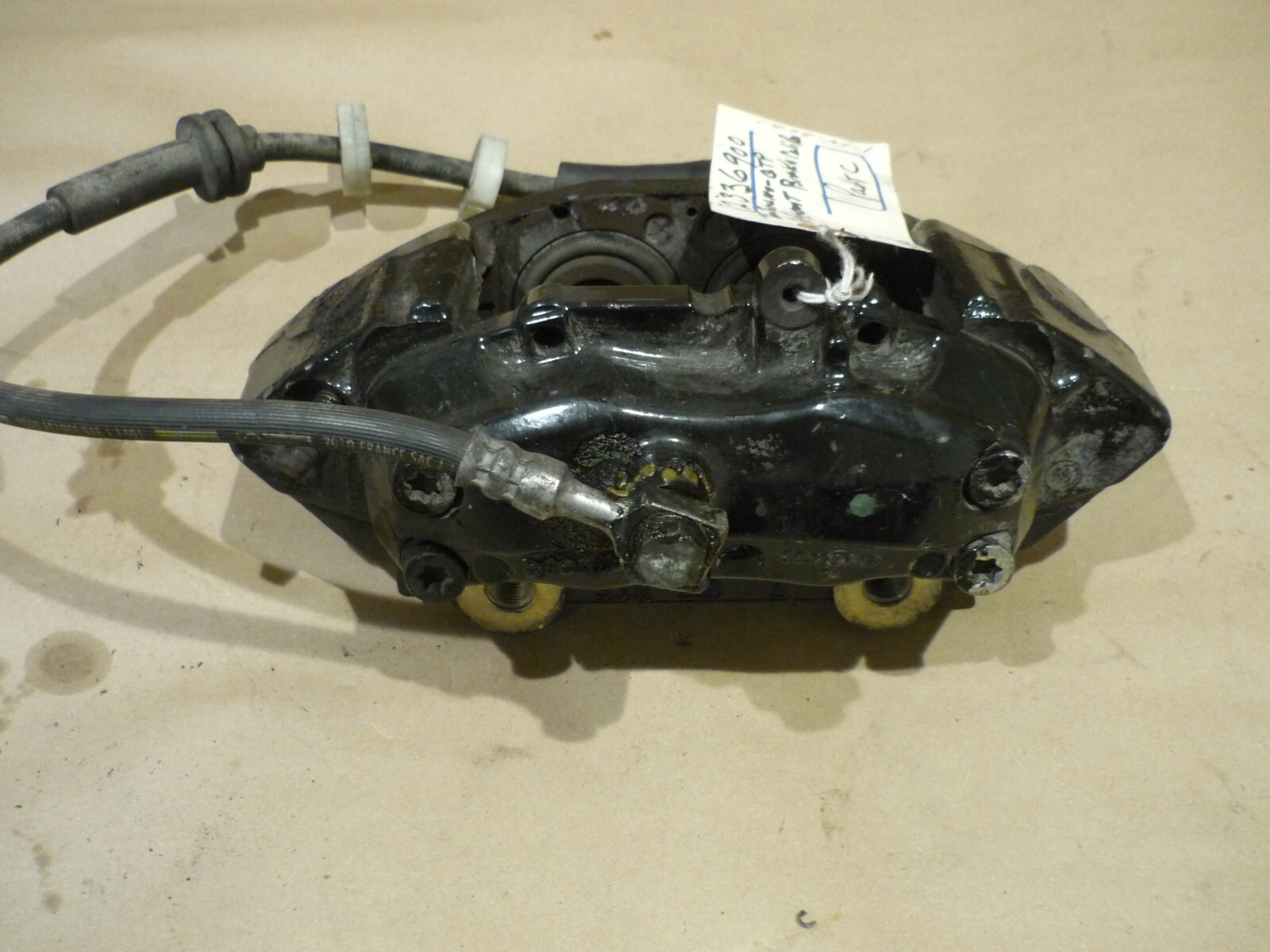 Maserati GranTurismo, Quattroporte RH Right Front Brake Caliper P/N 82336900