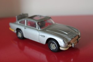 corgi james bond aston martin db5 silver
