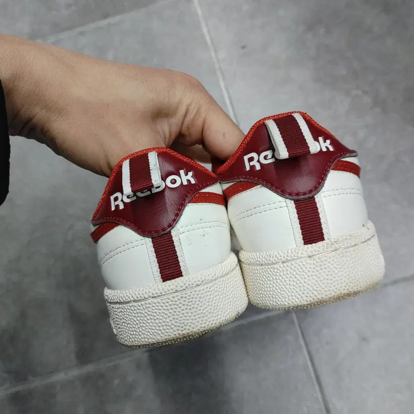 Reebok White Sneakers, Size 235, Slightly Used, Good Condition thumbnail 7