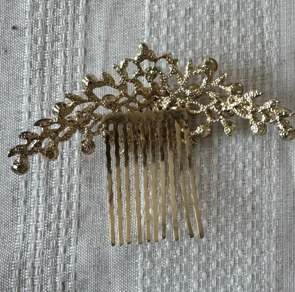 Formal Clear Rhinestone Crystal Hair Comb Hairpin Comb Gold Plated Bridal Prom - Image 3 of 4