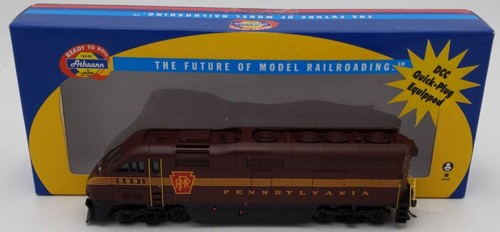 Locomotora diésel Athearn 26339 HO Pennsylvania Fantasy F59PHI #9891 EX/caja | Condition: Used