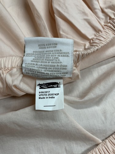 Restoration Hardware RH Baby & Child Vintage Diamond Matelasse Bedding Set Pink - Picture 5 of 7