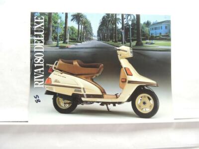 1985 Yamaha Riva 180 Deluxe Scooter Motorcycle Brochure Stroke