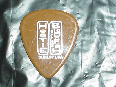HOOTIE & AND THE BLOWFISH Logo Darius Rucker RaRe Old Concert Tour GUITAR PICK