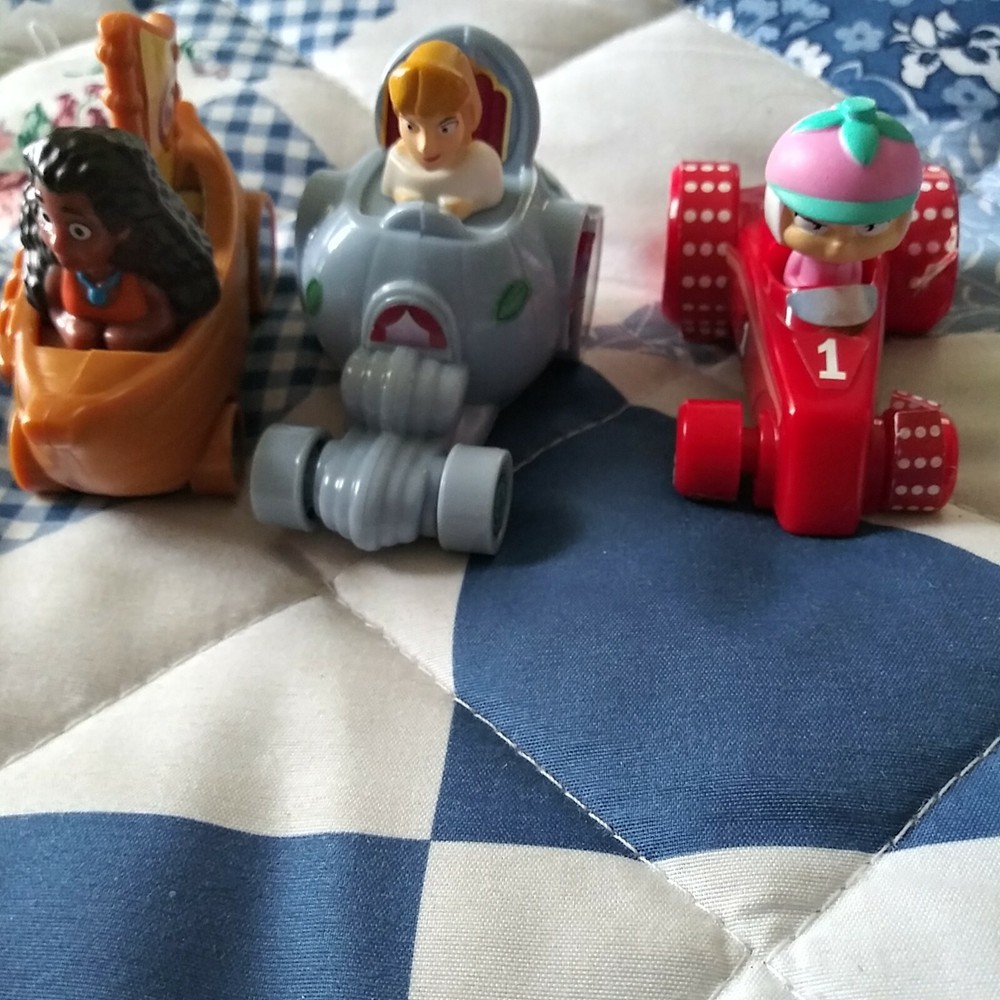 McDonalds Disney Wreck-It Ralph breaks the internet Vanellope Race Cars