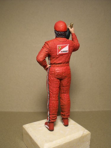 1/18 FIGURE FERNANDO ALONSO VROOM PAINTED FOR ELITE HOT WHEELS MINICHAMPS - Picture 3 of 5