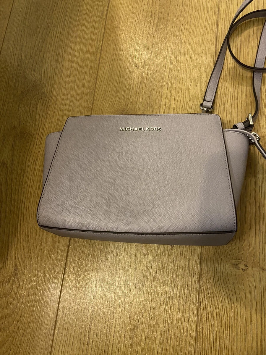 Michael Kors Selma Small Lilac leather shoulder bag with gold hardware 23x17 cm