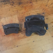 76 Piper Cherokee PA-28-151 brake caliper