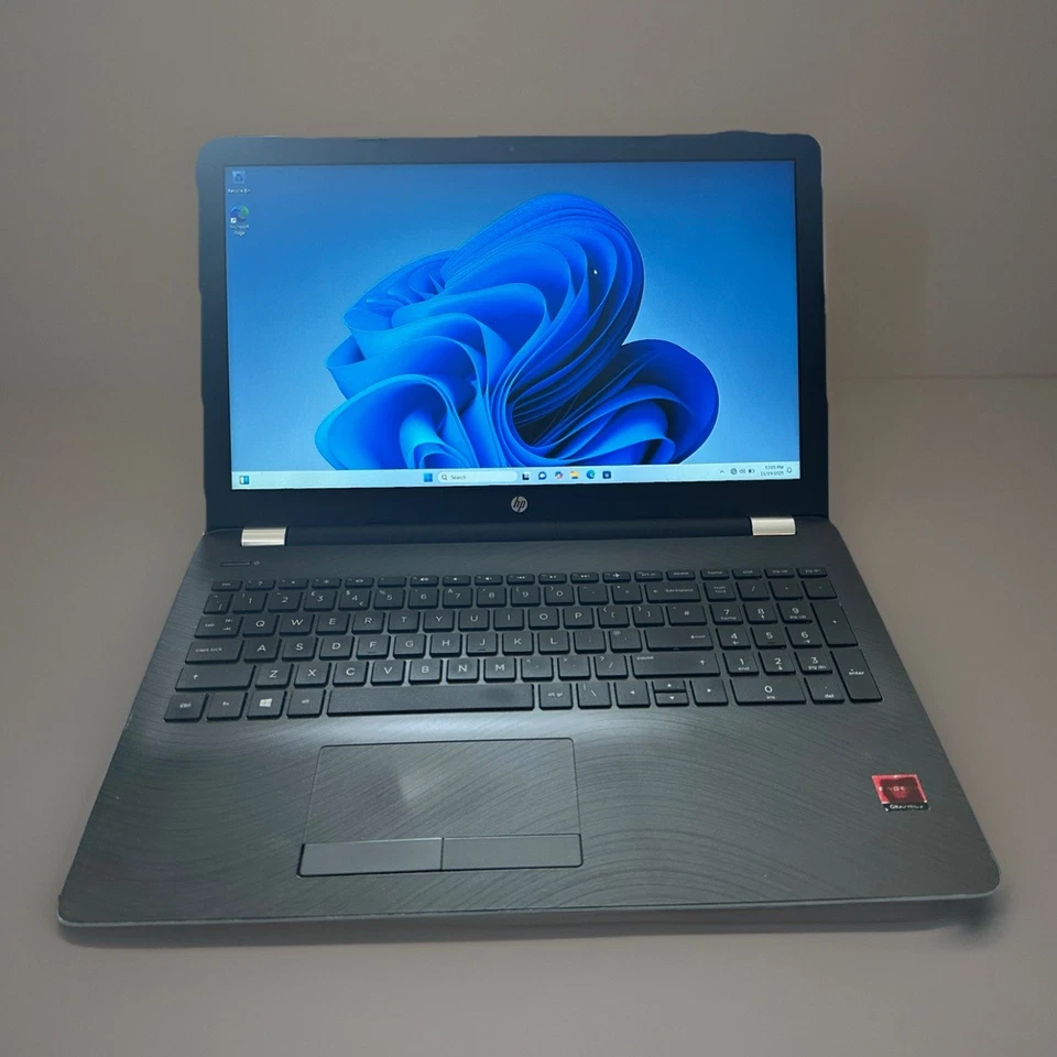 HP 15-BW038NA 15.6" Laptop AMD A12-9720P 2.70GHz  12GB RAM 128GB SSD Win 11 - Image 2 of 4