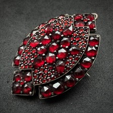 Antike Brosche Anhänger Medaillon Granat Tombak alt antik c. 1900