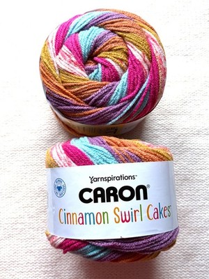 227g Caron Cinnamon Swirl Cakes Garn: Acryl: Berry Twist - 1 Torte